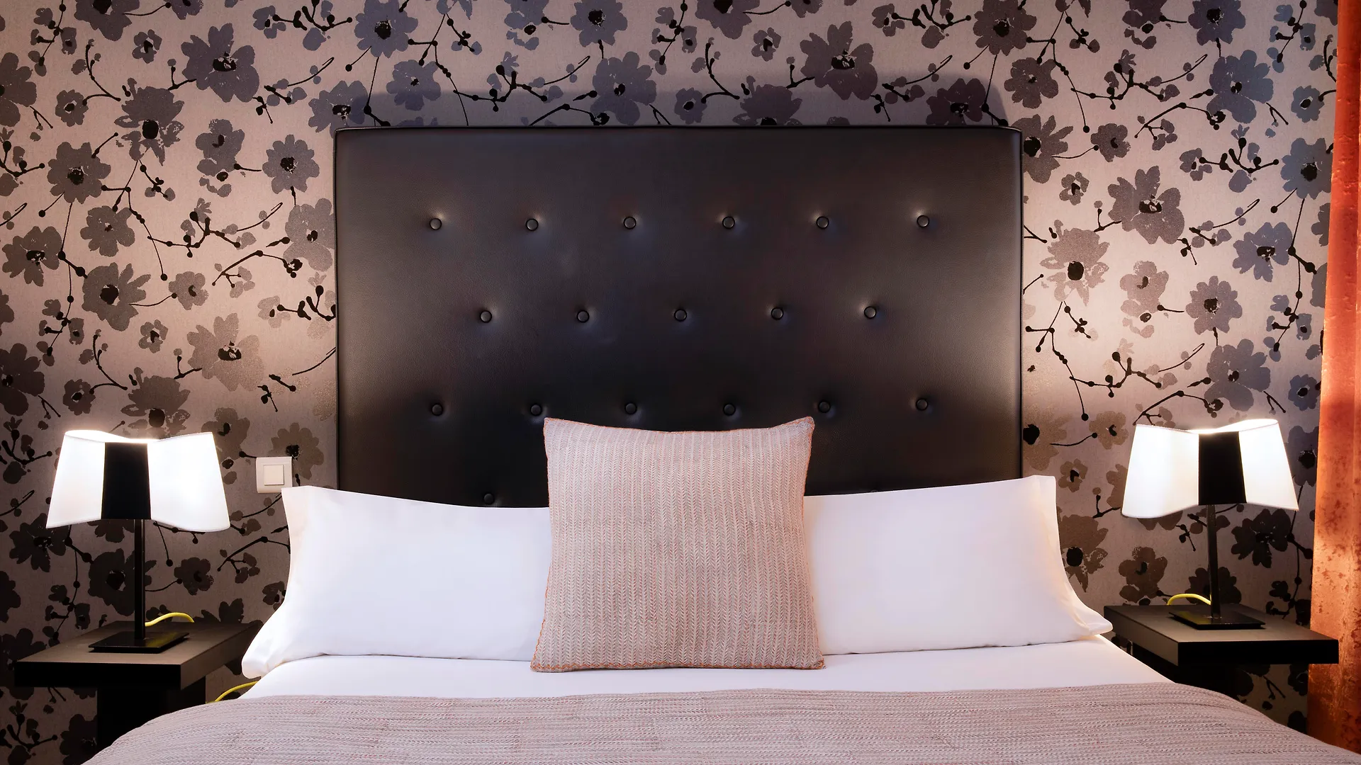 Plaza Etoile Hotel Paris