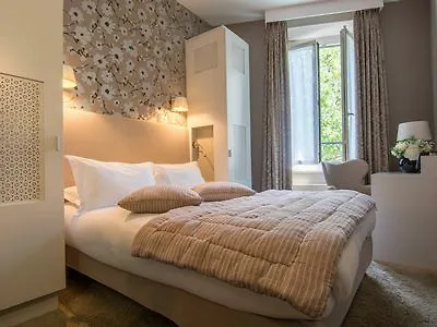 Plaza Etoile 3* Paříž